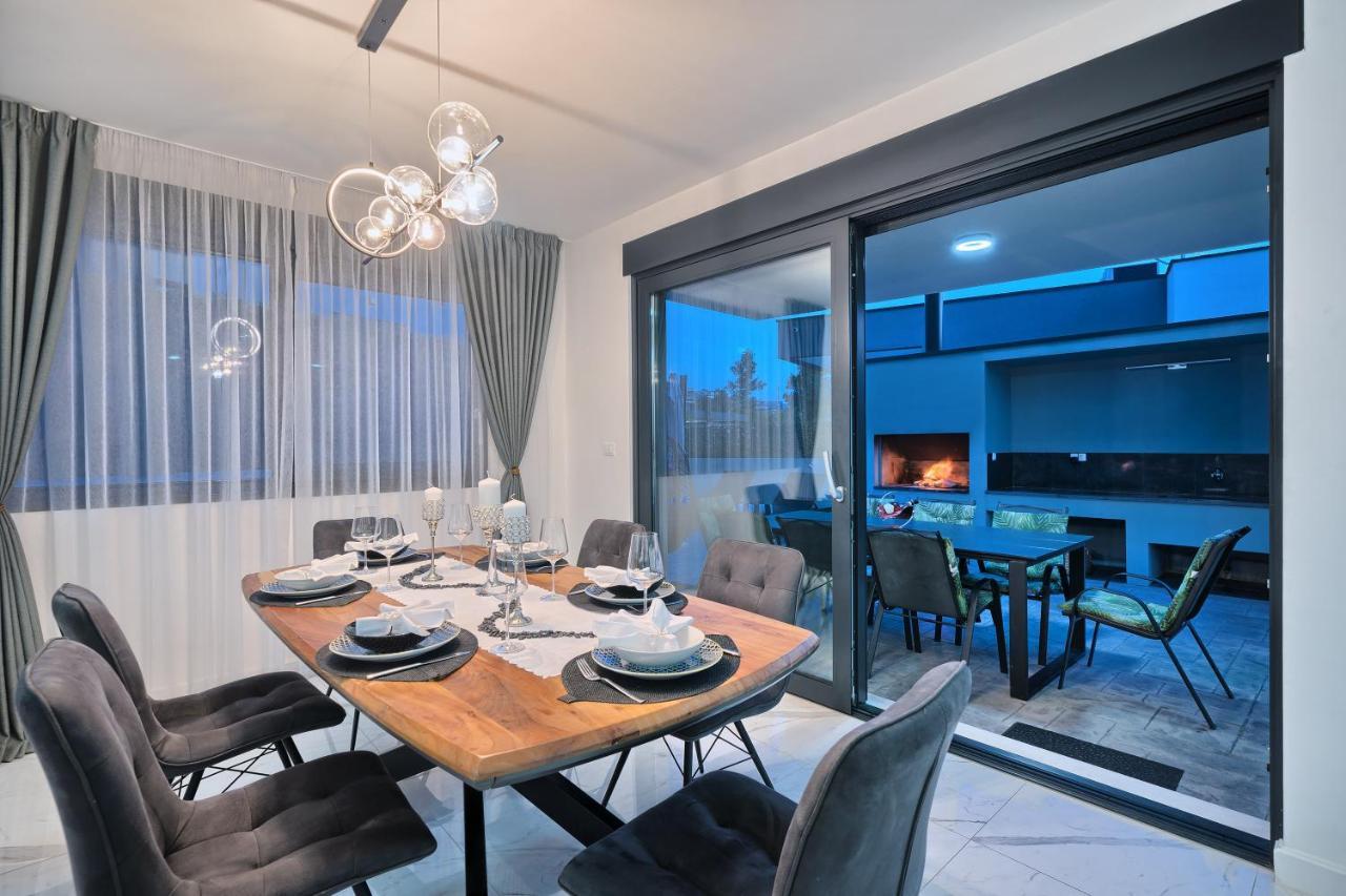 Villa Celestial Near Split Podstrana Ngoại thất bức ảnh