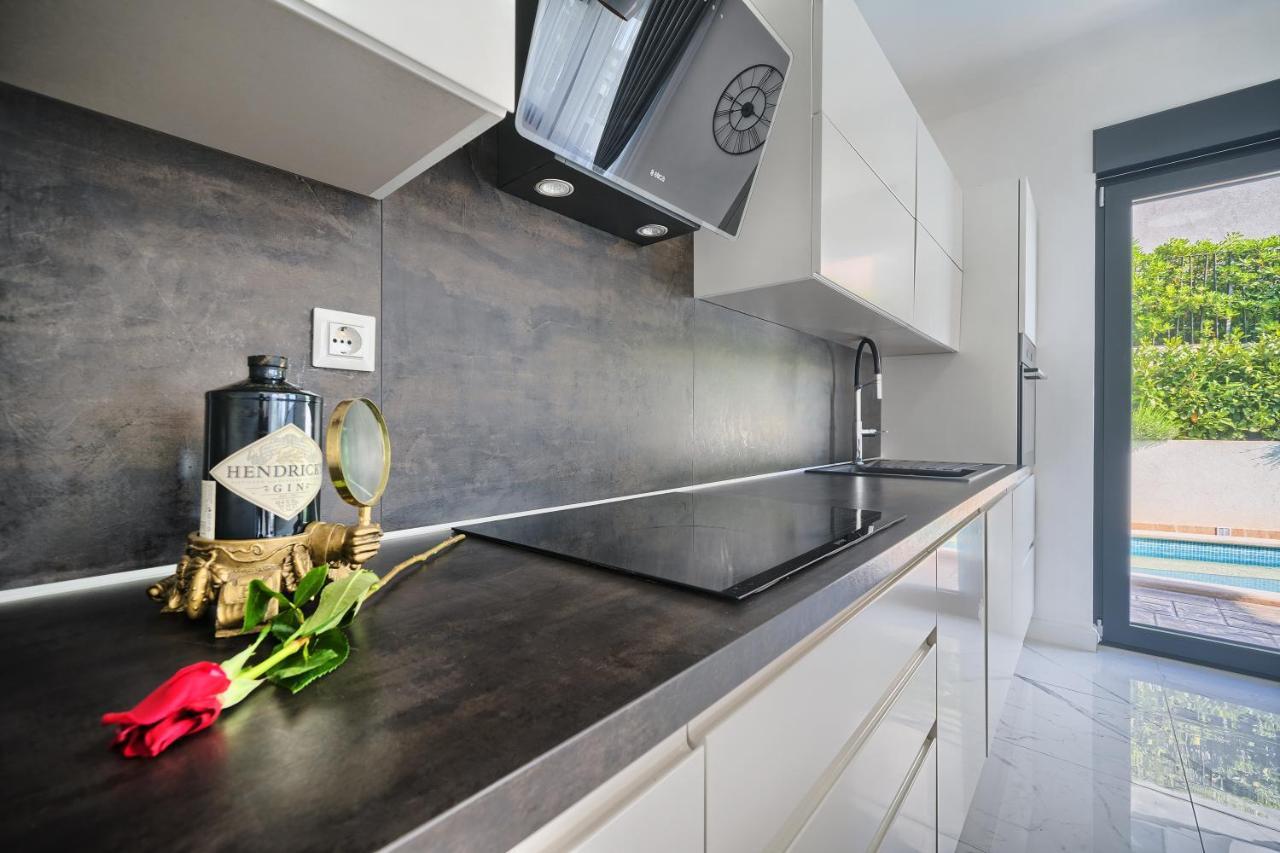 Villa Celestial Near Split Podstrana Ngoại thất bức ảnh