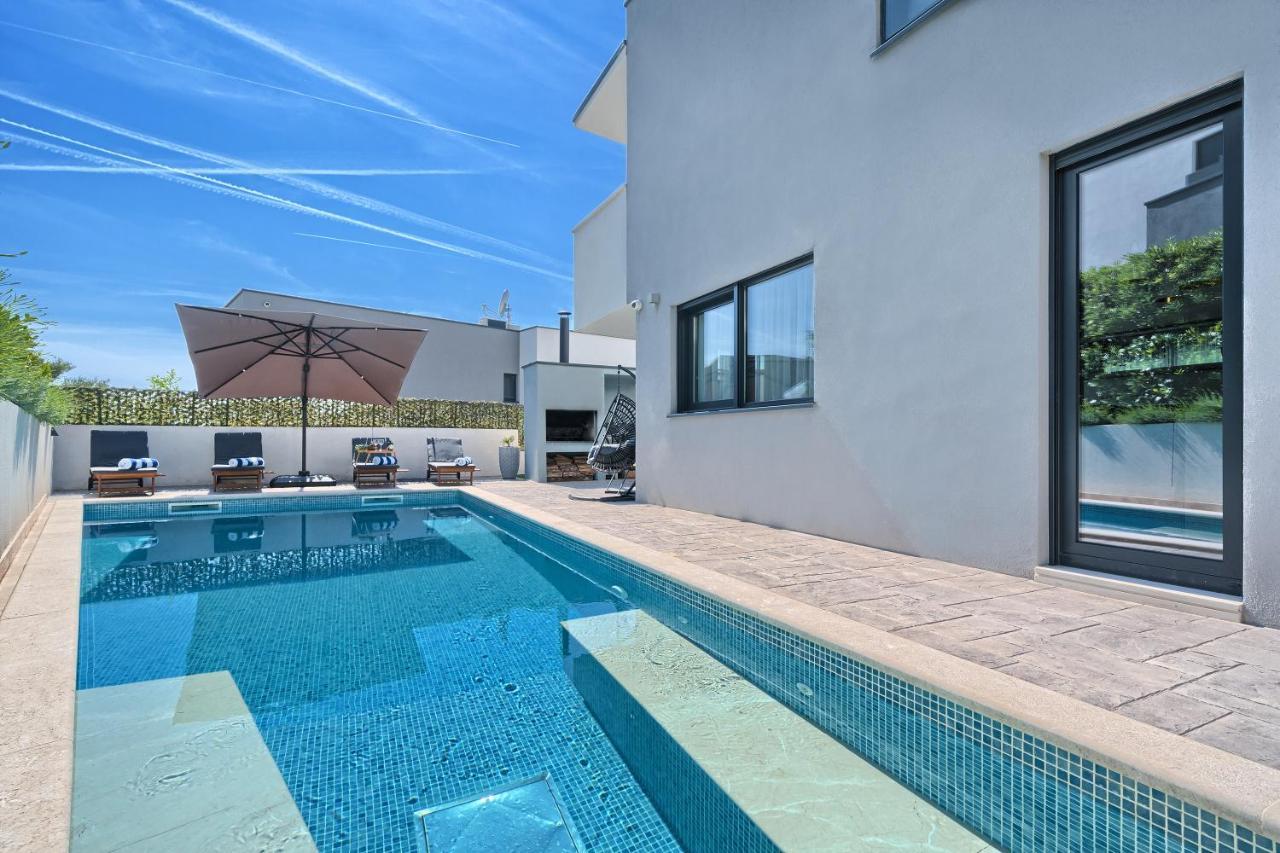Villa Celestial Near Split Podstrana Ngoại thất bức ảnh